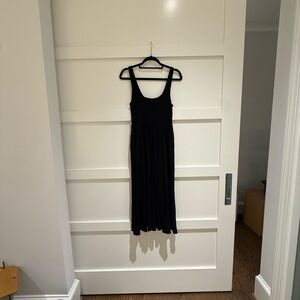 Aritzia Wilfred Black Jersey Sleeveless Midi Sundress